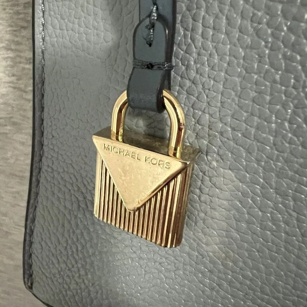Michael Kors Mercer Satchel Bag‎ Top Handle Crossbody Pastel Blue Leather Charm